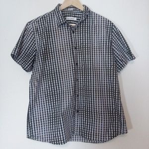 Calvin Klein LG Button-Up